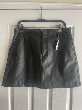 BNWT $79.99 GAP Black Faux Leather A-Line Skirt